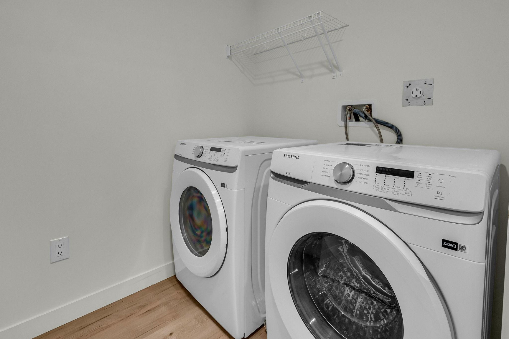 East Village - Brand New Apartment in St. Albert | Rooftop Patio, Pet Friendly, Underground Parking - Photo 14