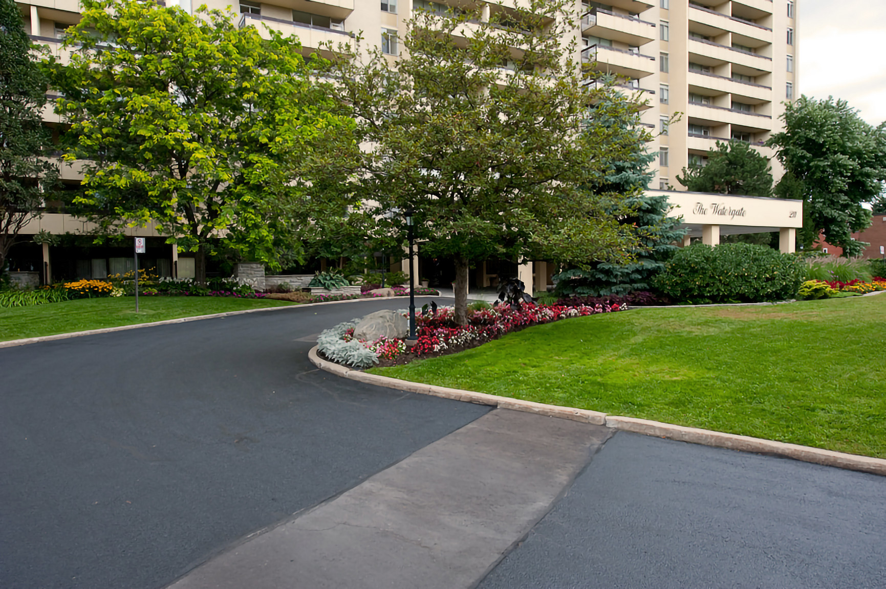 The Watergate - Photo 11