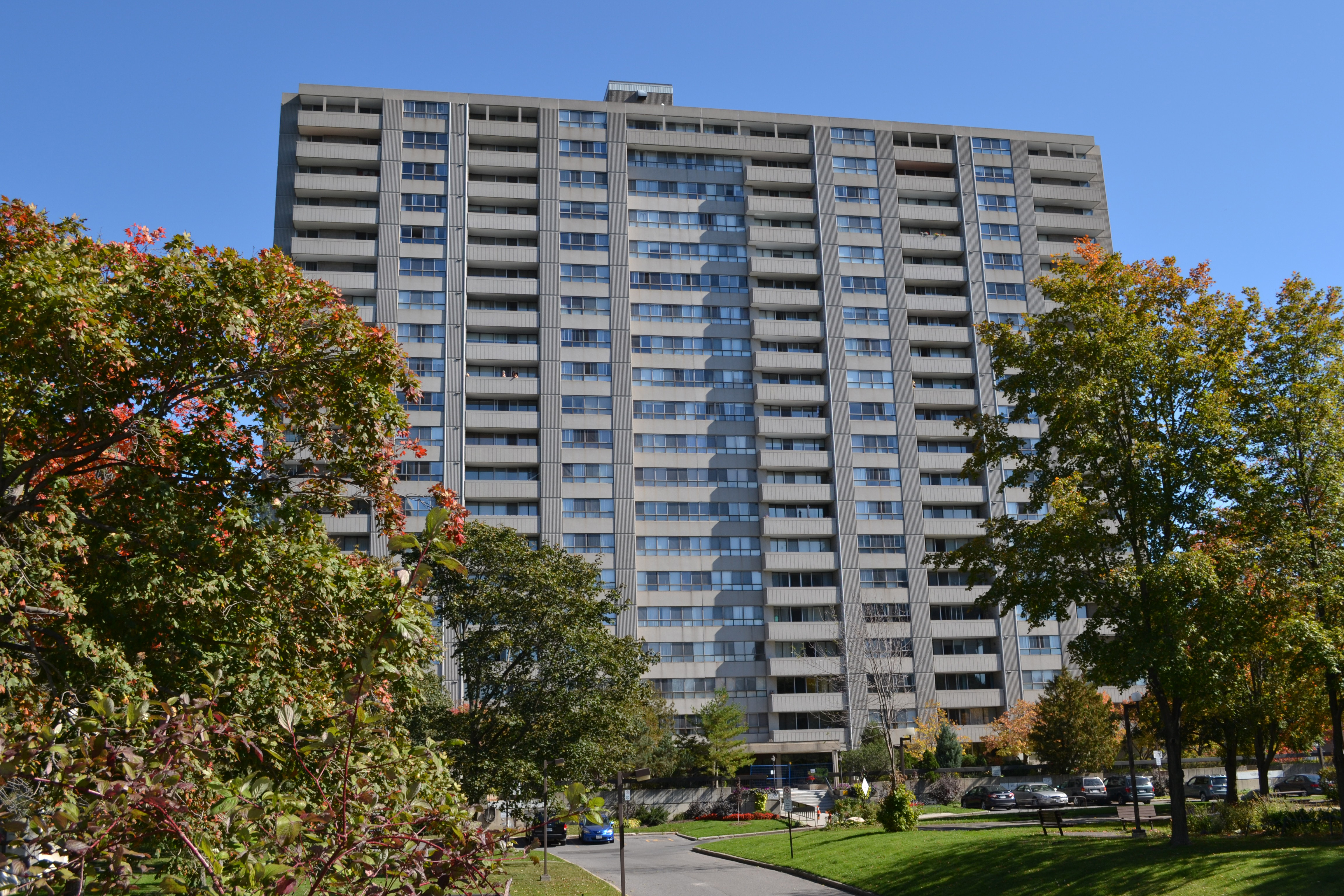 265 Poulin Ave, Ottawa, ON K2B 7Y8 — photo 1