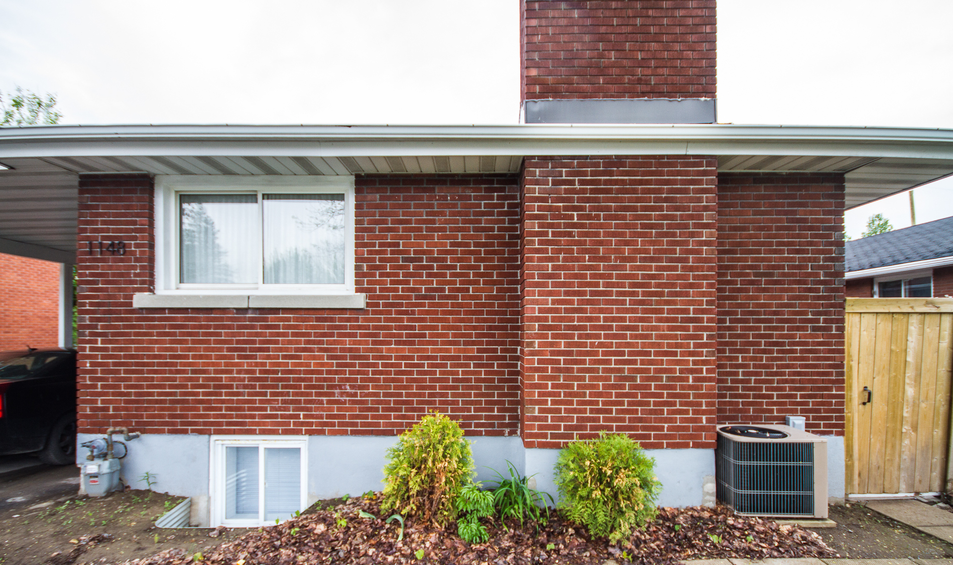 1148 Woodroffe Avenue - Photo 33