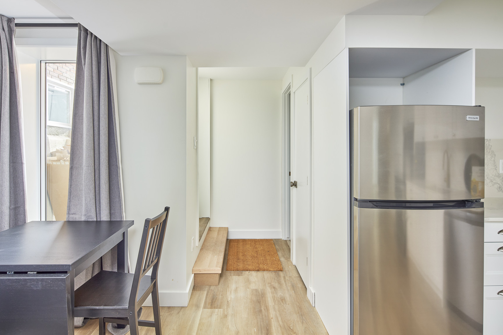121 Hopewell Avenue - Photo 2