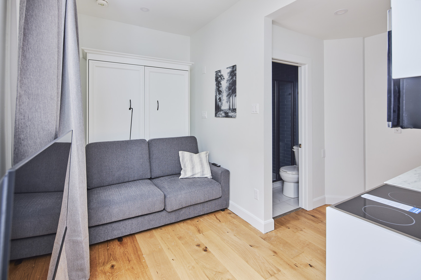 327 Catherine Street - Photo 3
