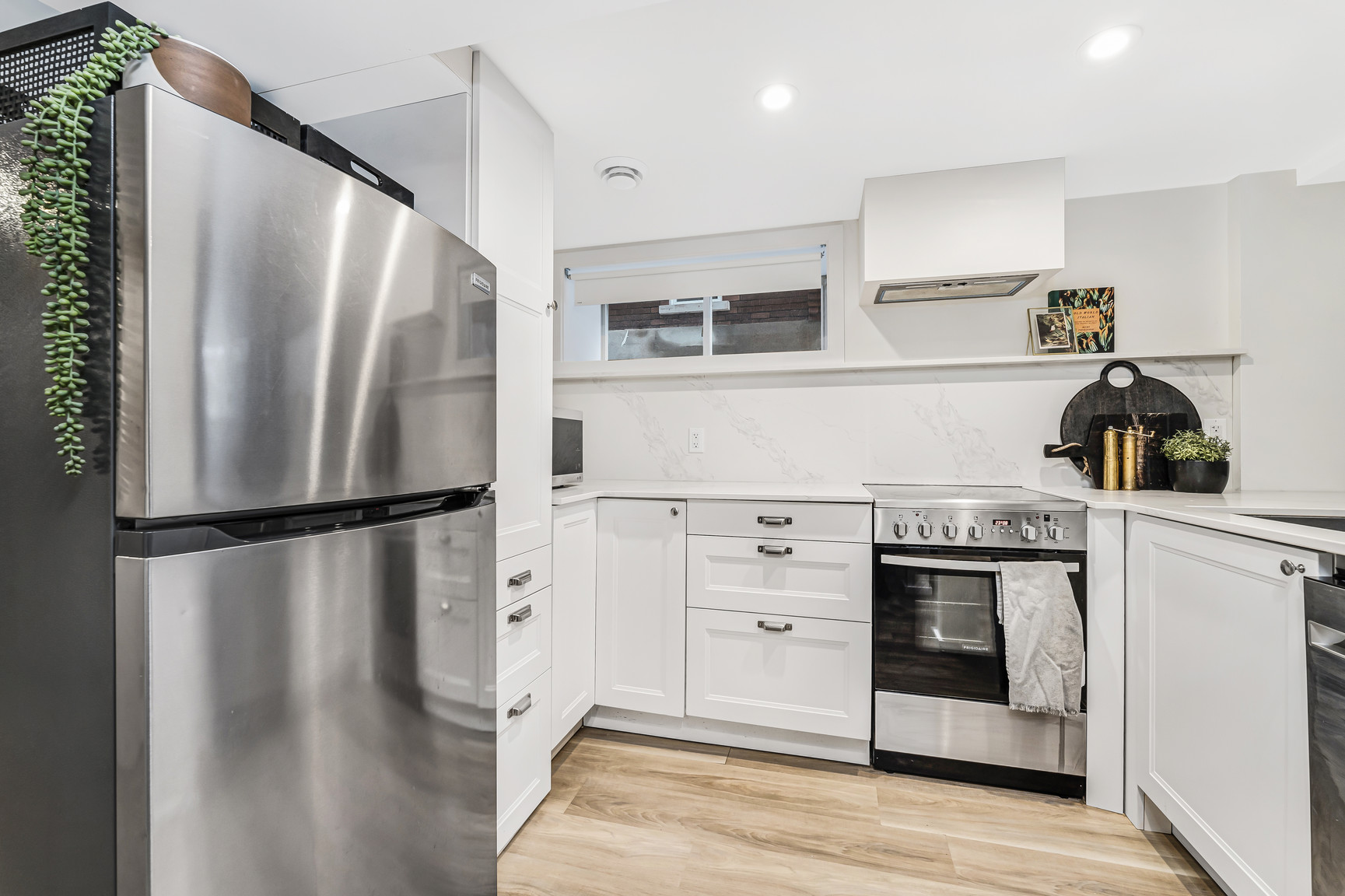 121 Hopewell Avenue - Photo 8