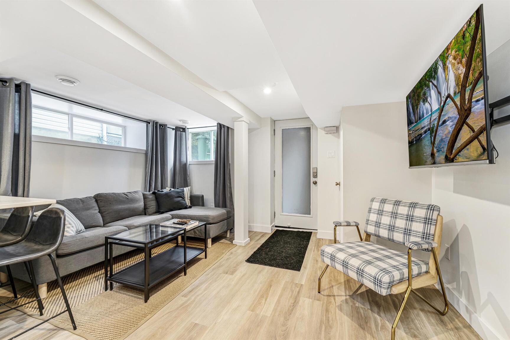 121 Hopewell Avenue - Photo 10