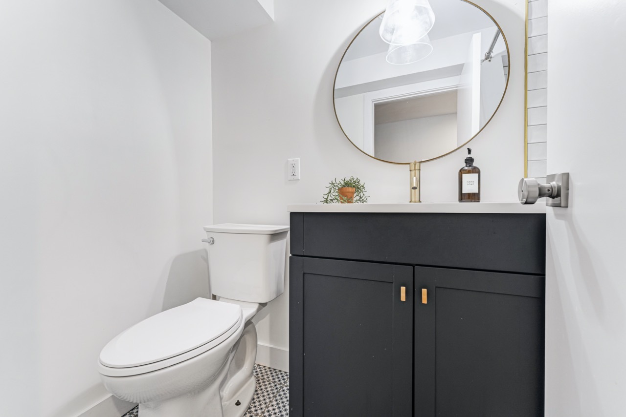 121 Hopewell Avenue - Photo 24