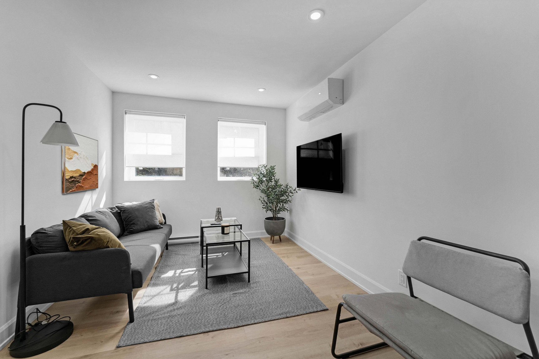 658 Somerset Street West - Photo 25