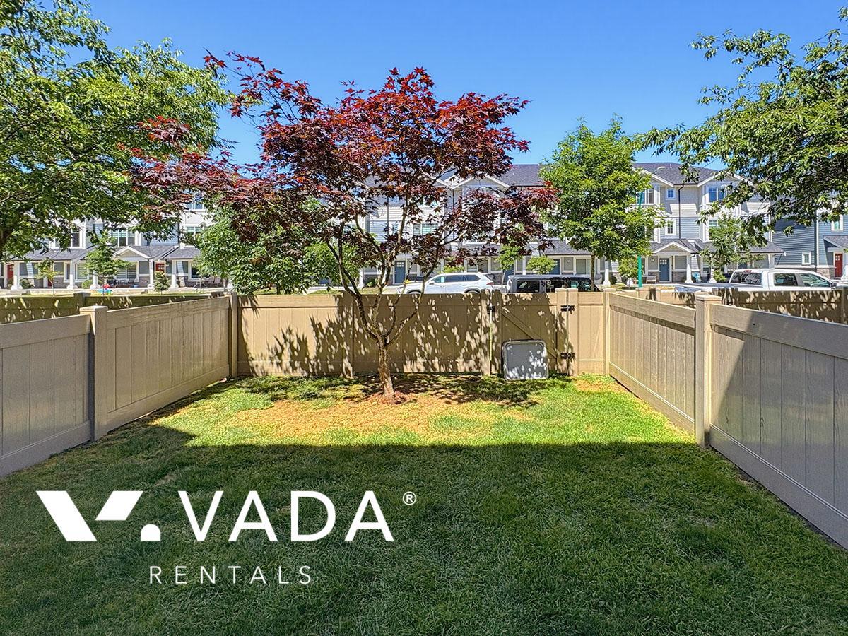 Uptown Clayton ll 4 BR Townhouse Rental 84-19525 73 Ave Surrey: VADA - Photo 6