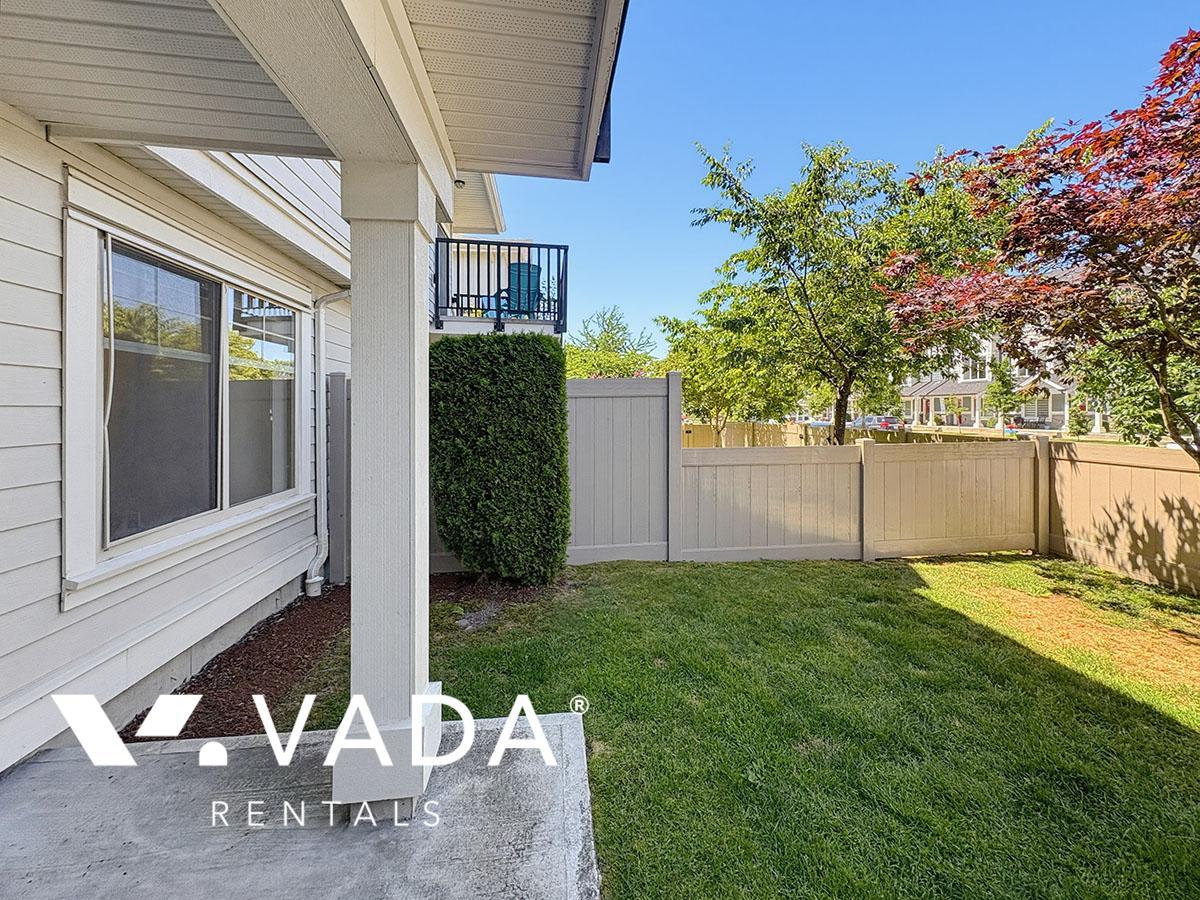 Uptown Clayton ll 4 BR Townhouse Rental 84-19525 73 Ave Surrey: VADA - Photo 8