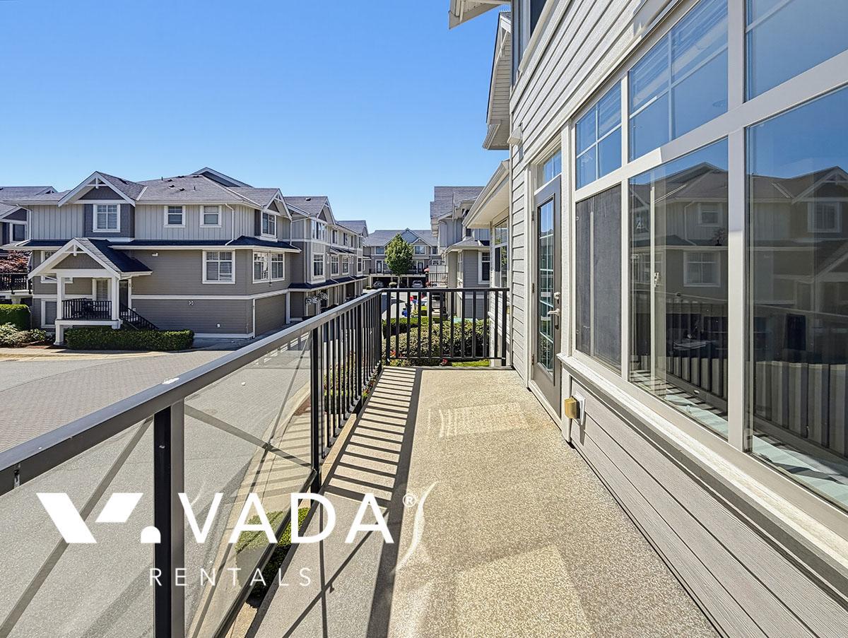 Uptown Clayton ll 4 BR Townhouse Rental 84-19525 73 Ave Surrey: VADA - Photo 12