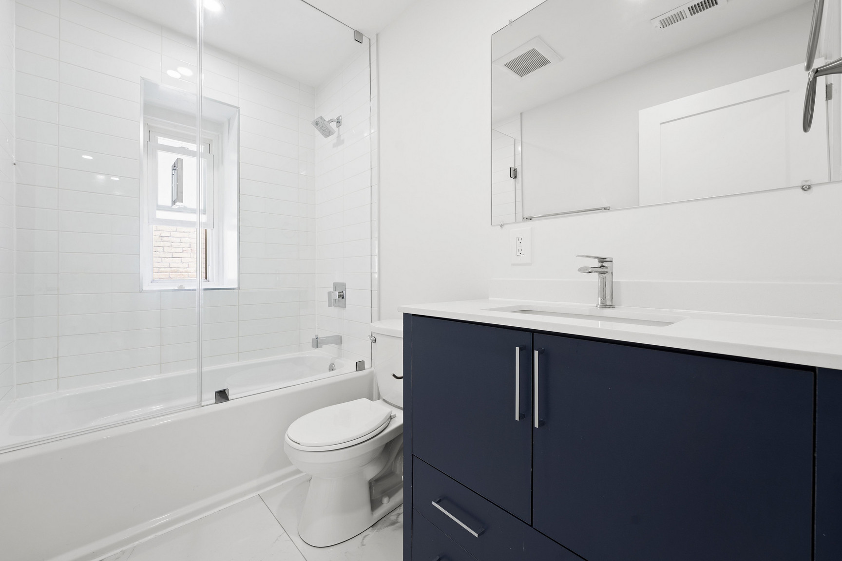 35 Wellington Street - *SPECIAL PROMOTION: One Month Free Rent! - Photo 9