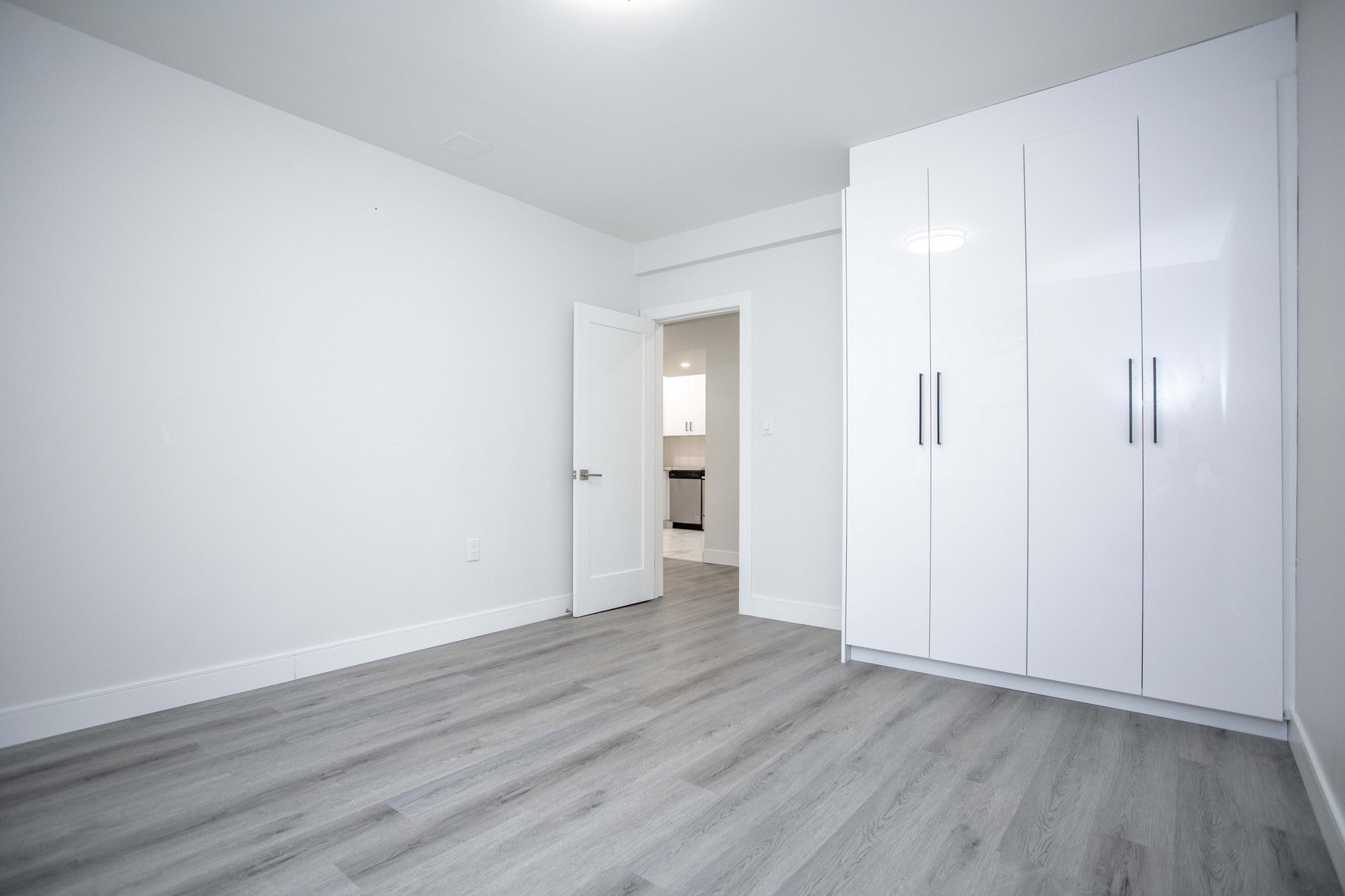 35 Wellington Street - *SPECIAL PROMOTION: One Month Free Rent! - Photo 12