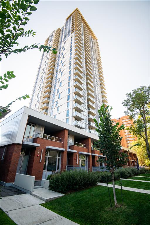 The Hendrix - Photo 28