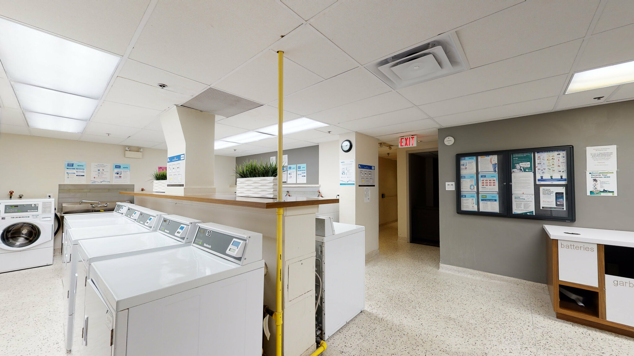 88 Redpath Avenue - Photo 13