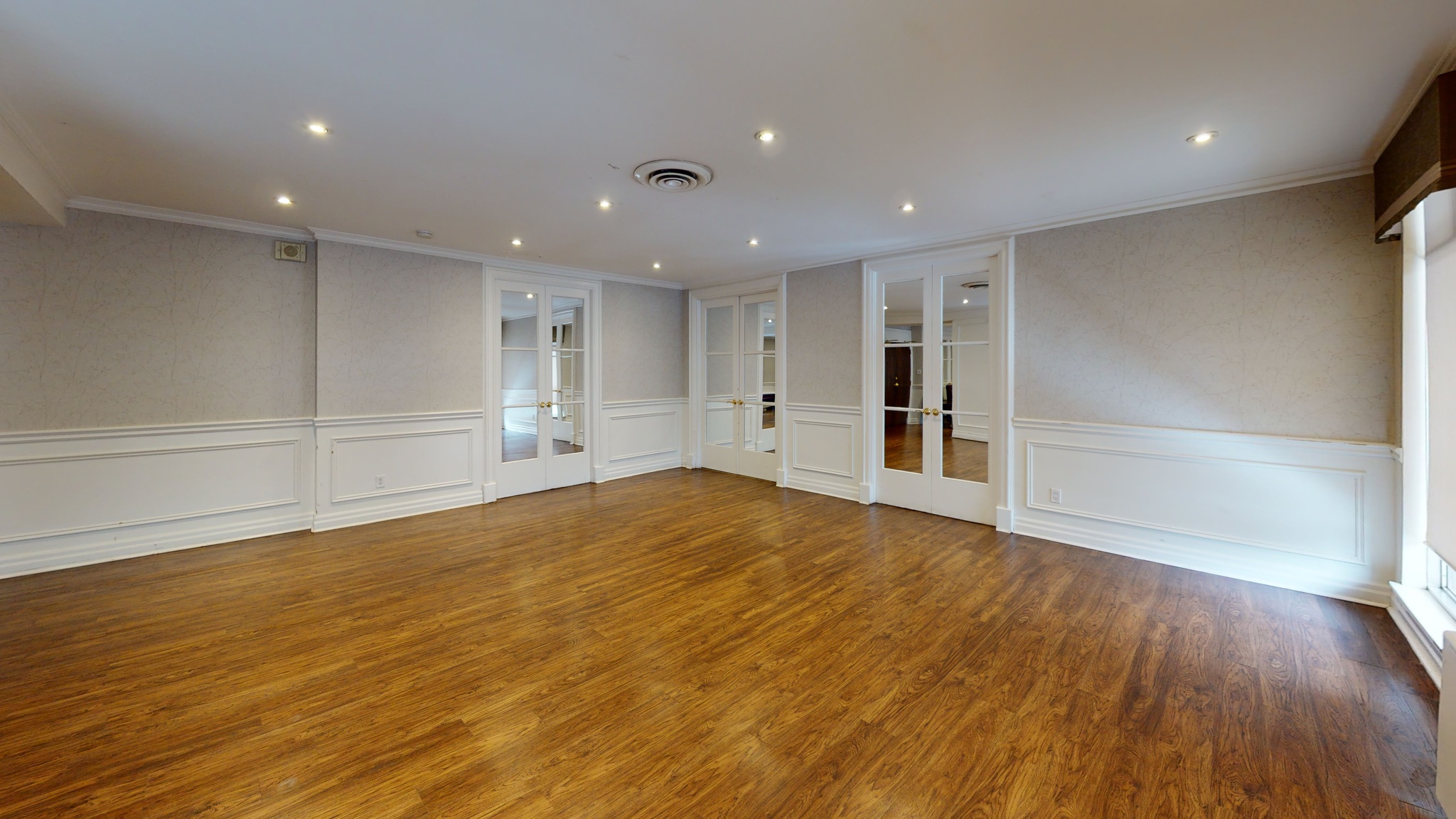 400 Walmer Road - Photo 13