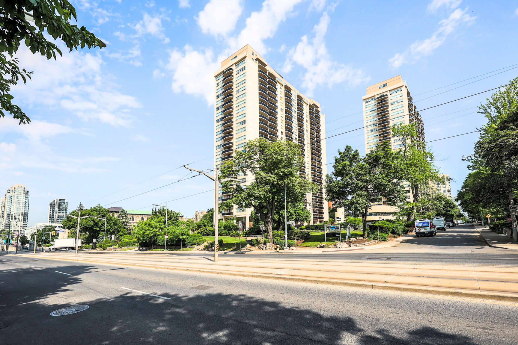 400 Walmer Road - Photo 24