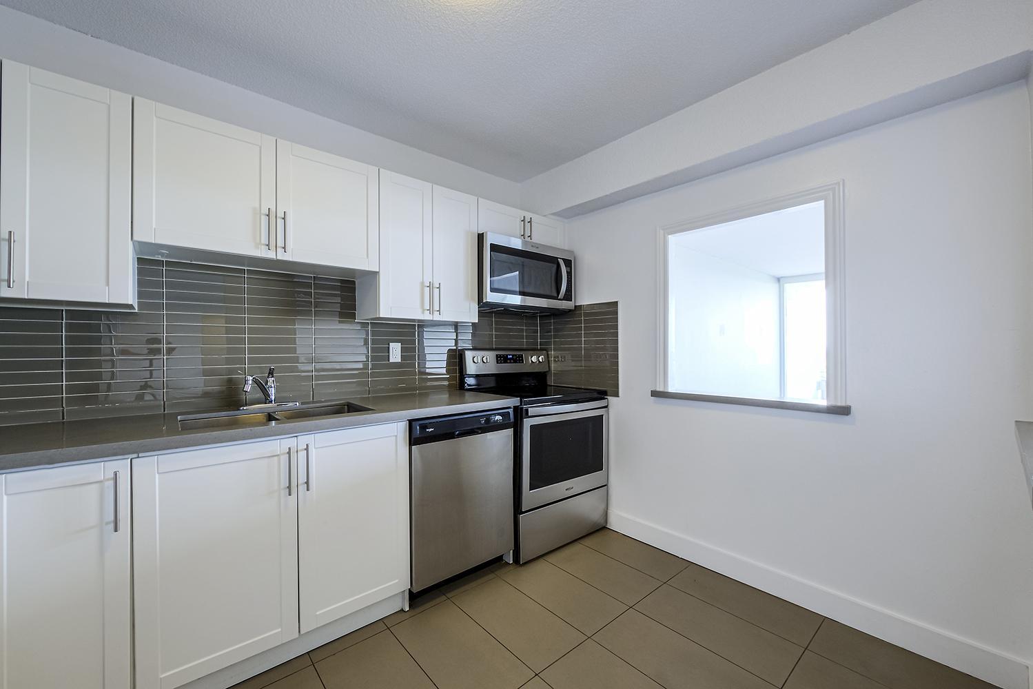 Bayview Village Place - Photo 3