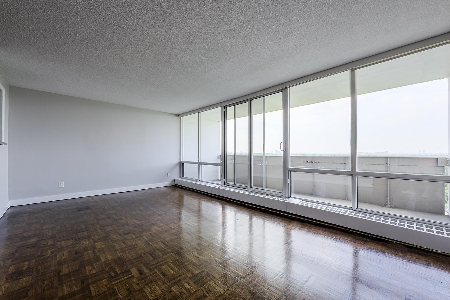 Bayview Village Place - Photo 4