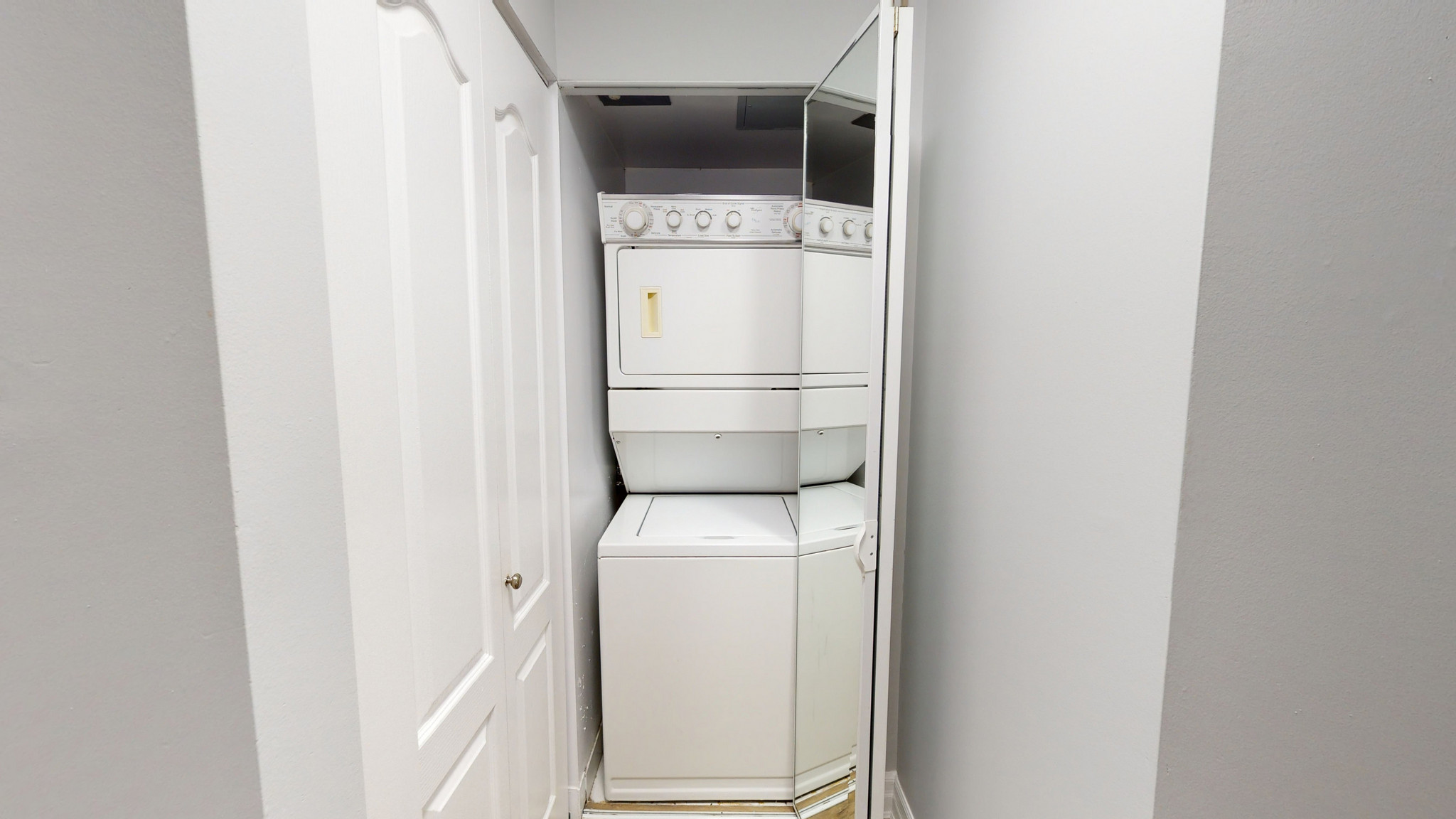 525 Richmond Street - Photo 9