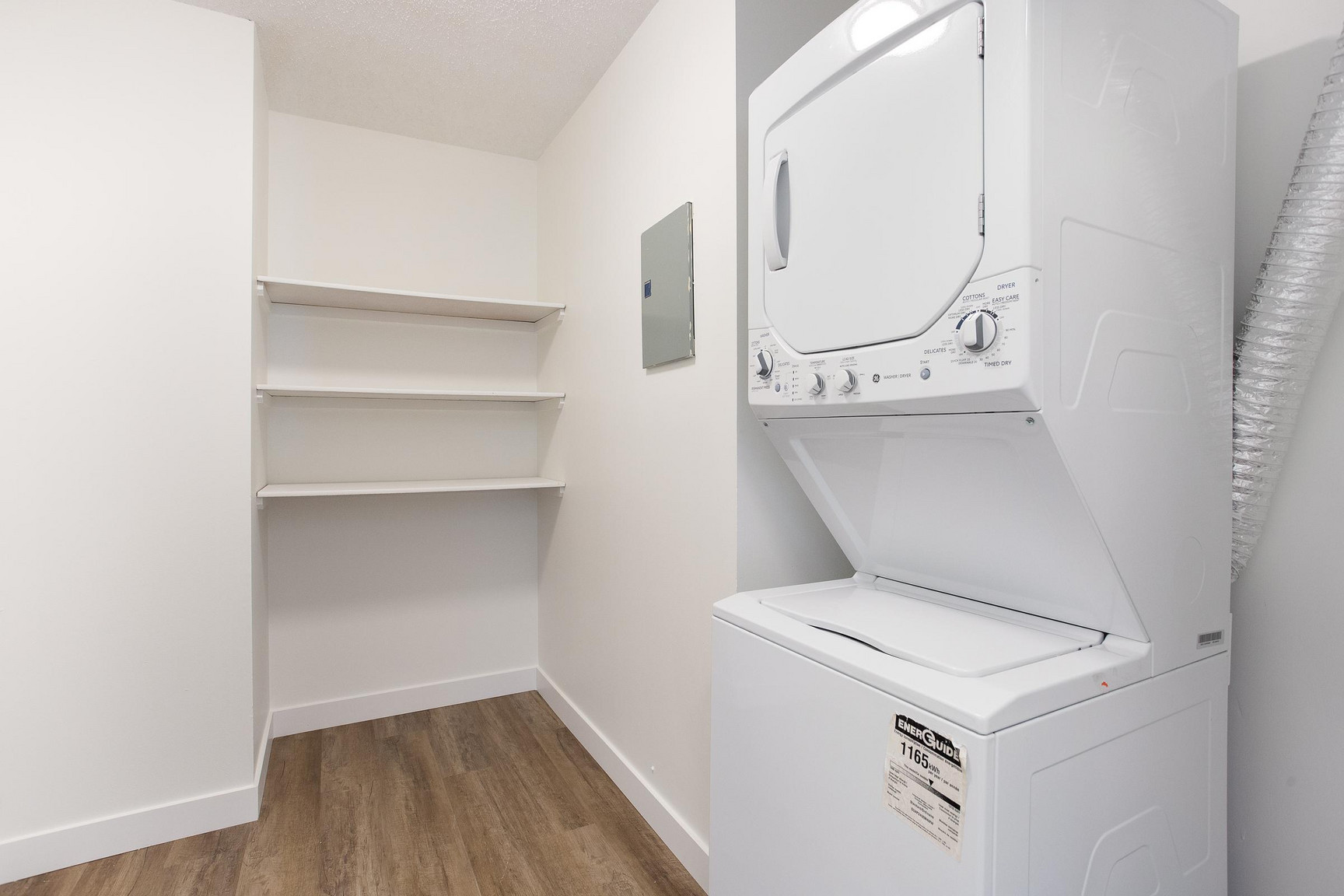 Stanley Park Place - Photo 10