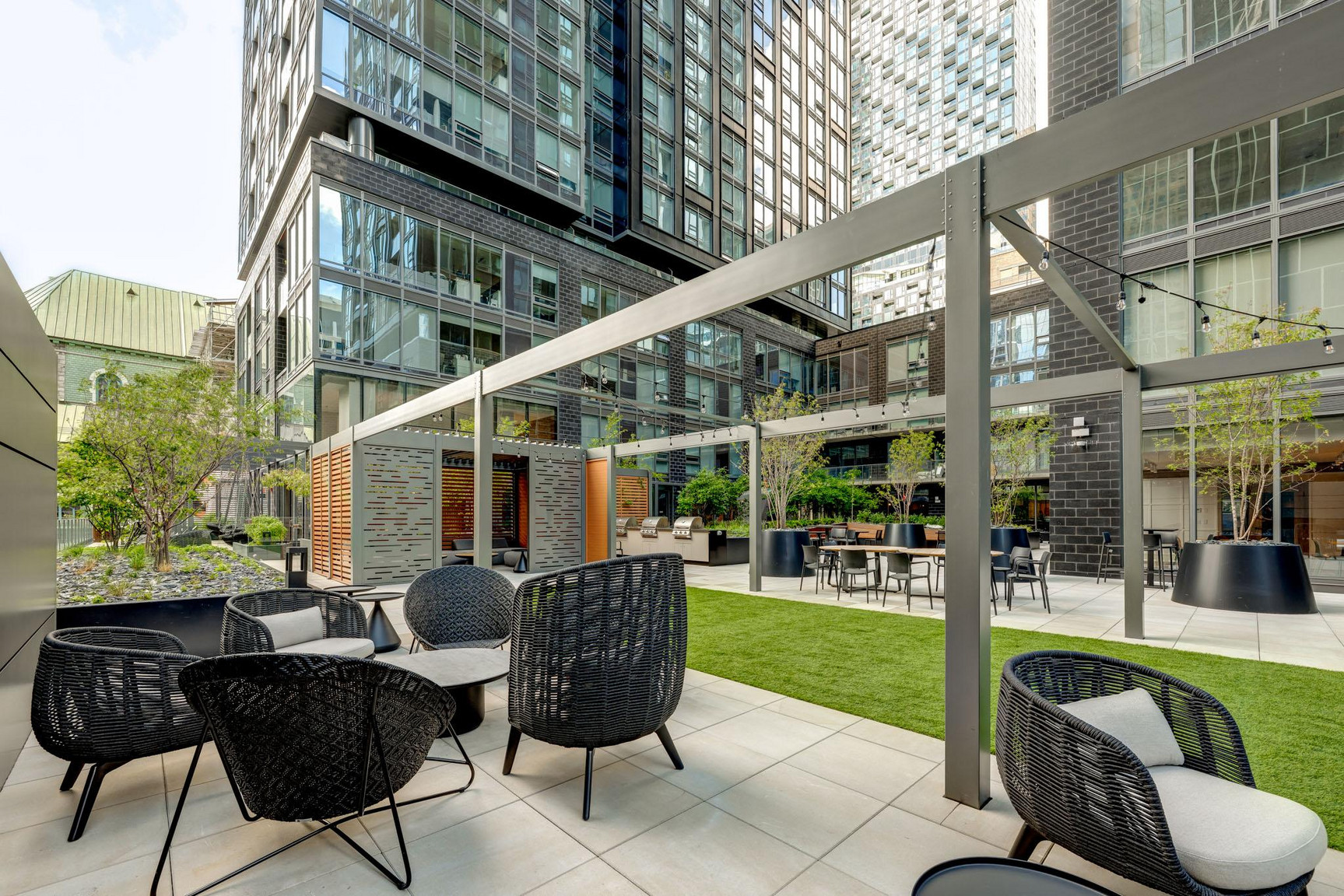  Le Livmore Tower II - Photo 27