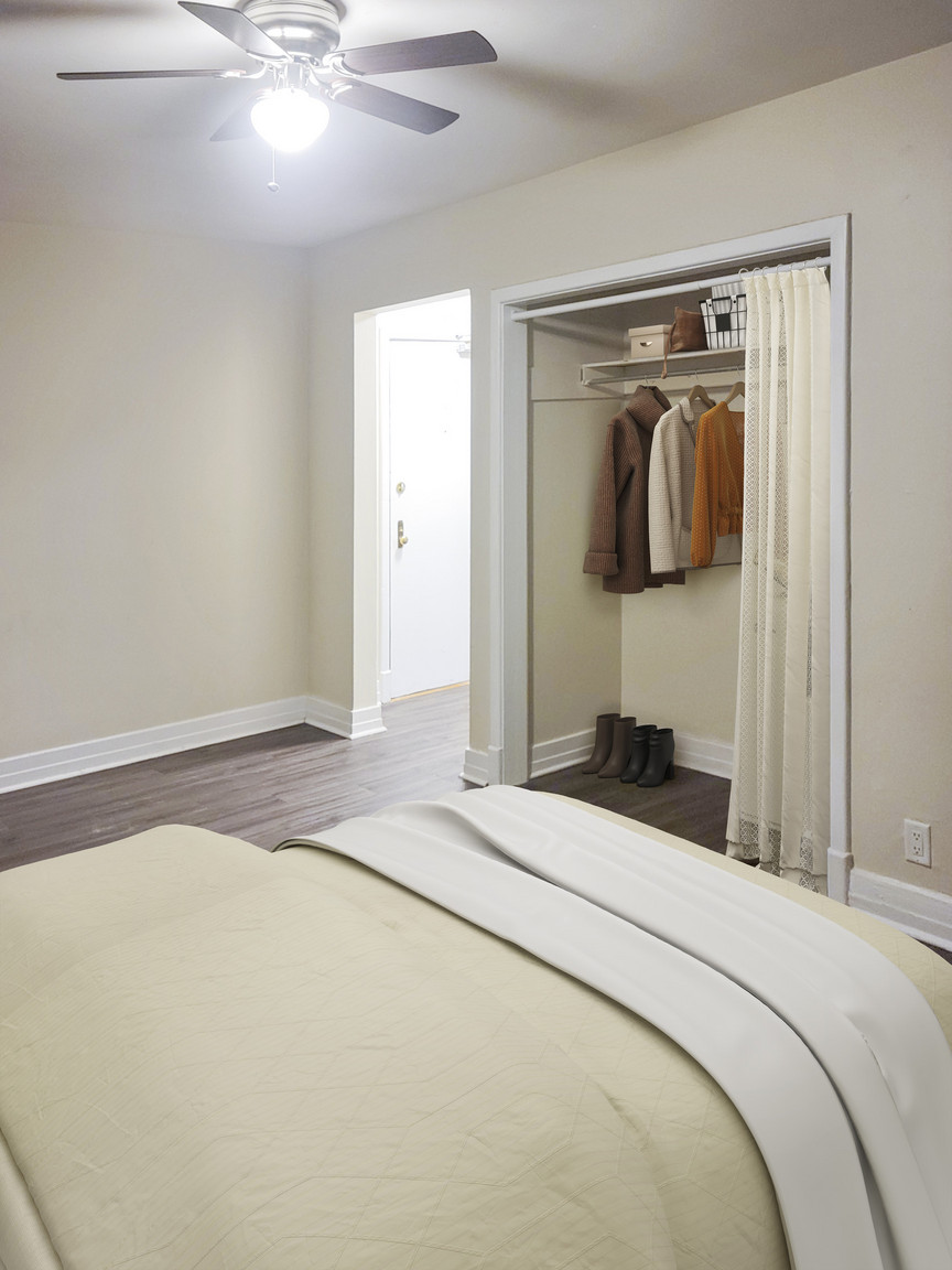 579 Broadway Avenue - Photo 4