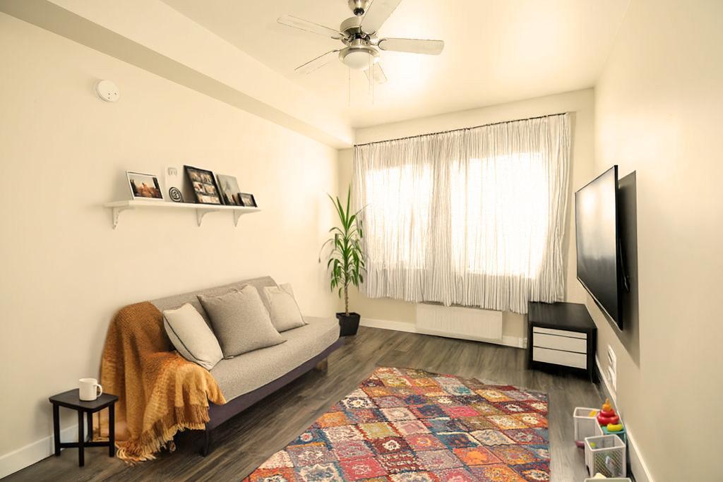 634 Broadway Avenue - Photo 4