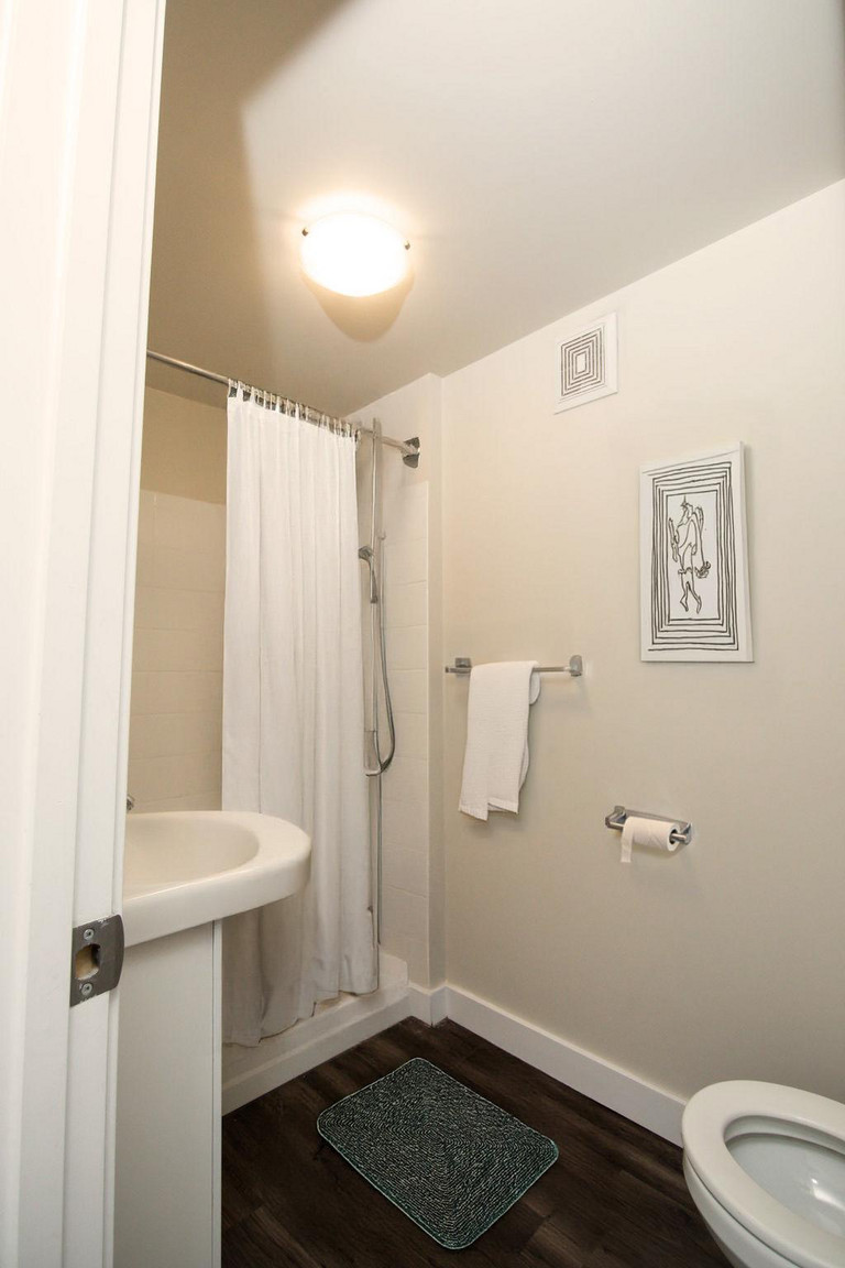 634 Broadway Avenue - Photo 9