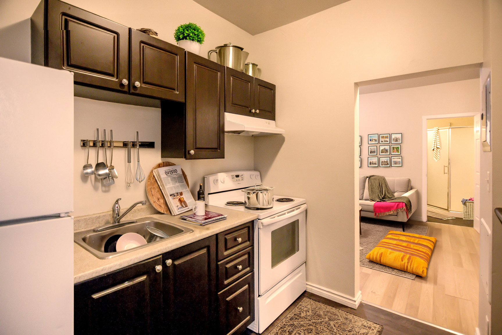 724 Wellington Avenue - Photo 5