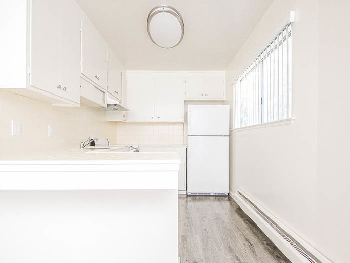532-544 Forest Avenue