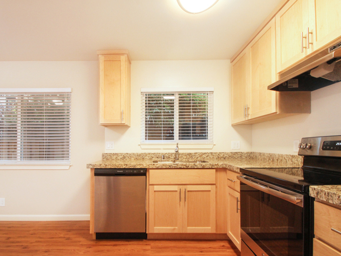 532-544 Forest Avenue