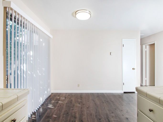 330 - 350 Curtner Avenue