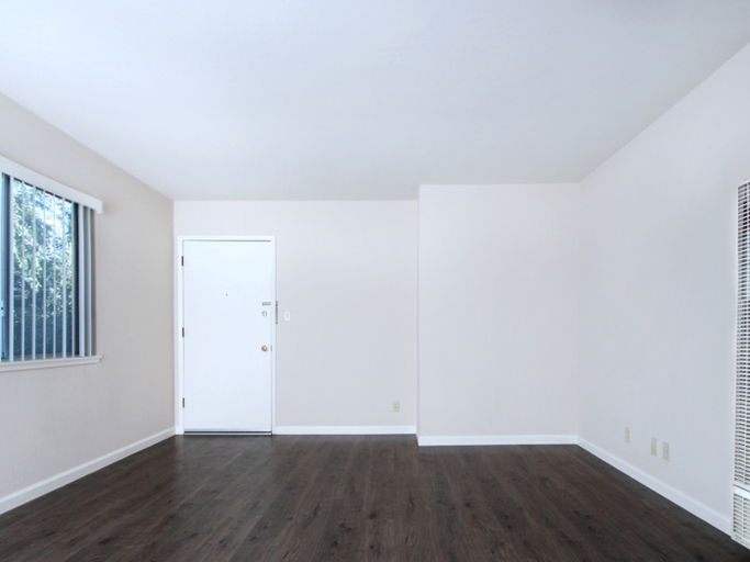 330 - 350 Curtner Avenue