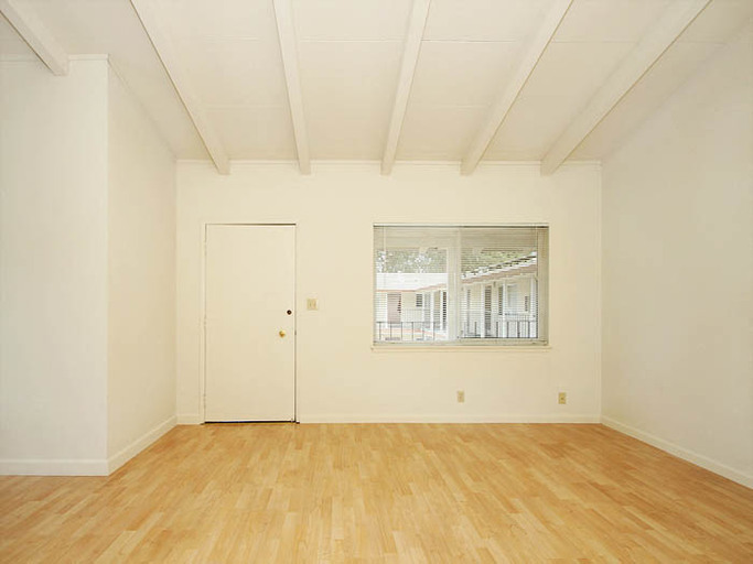 524 - 528 Kendall Ave