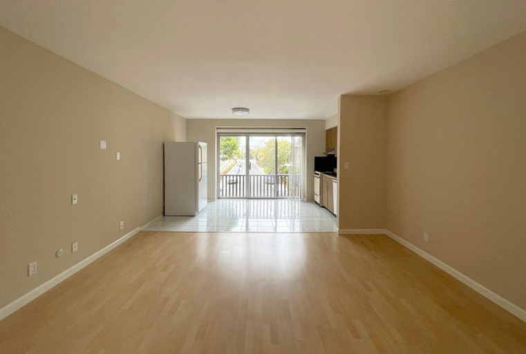 431 Dinah Court