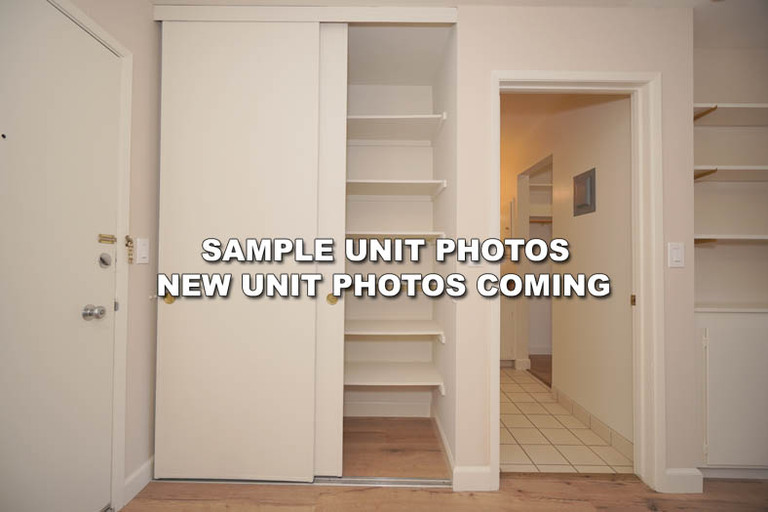 2700 Del Medio Court