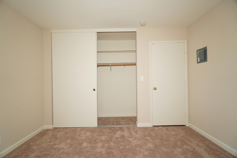 2700 Del Medio Court