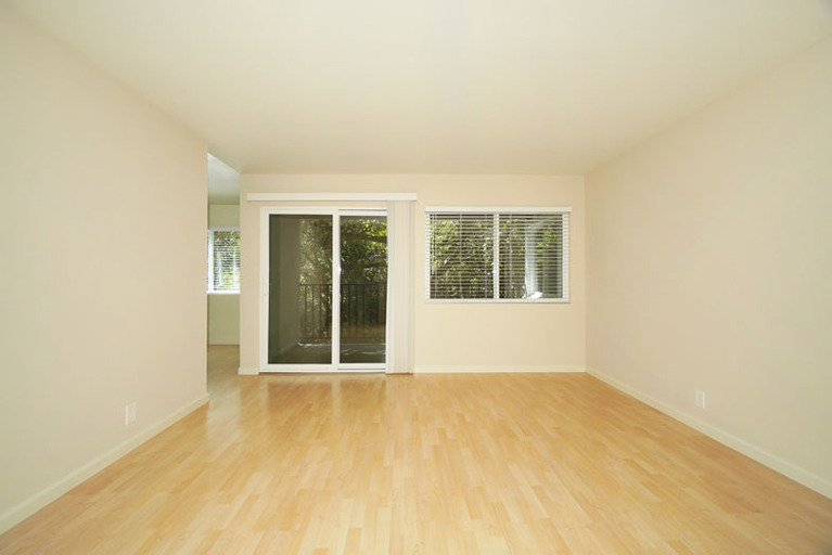 120 - 122 East Creek Drive