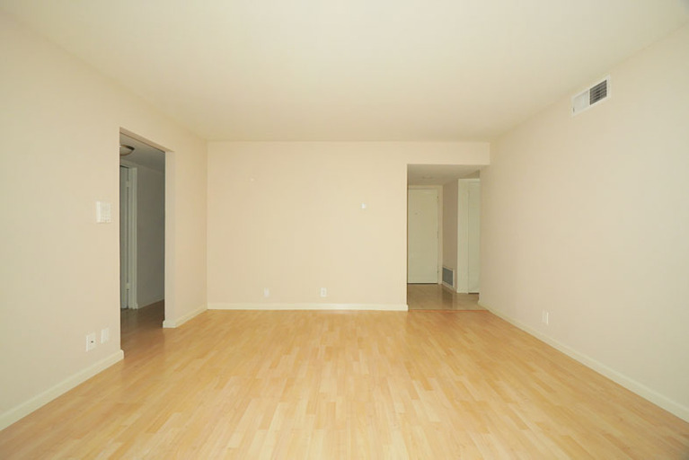 120 - 122 East Creek Drive