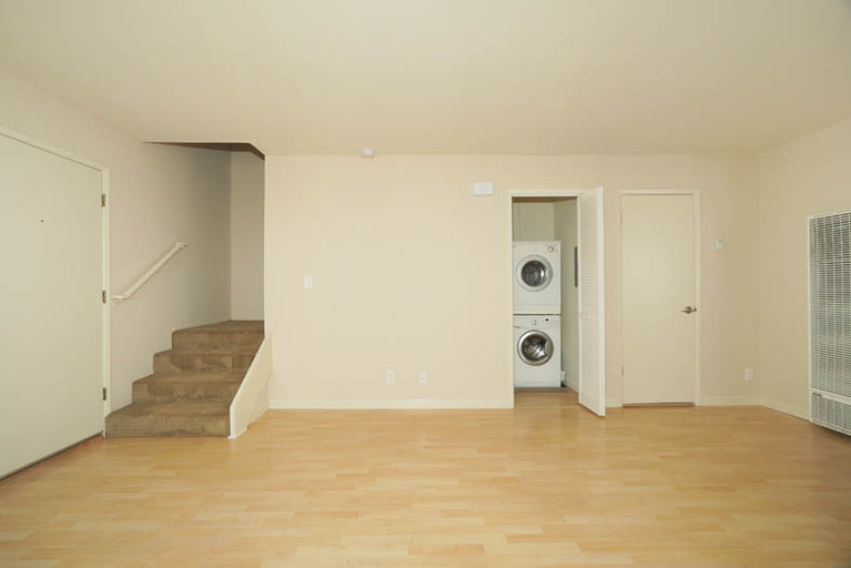 202 - 216 Ramona St. and 240 - 248 Hawthorne Ave.