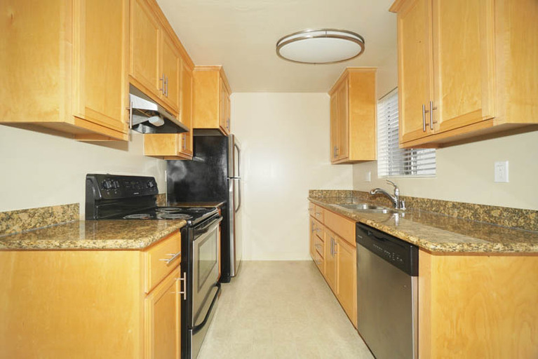 202 - 216 Ramona St. and 240 - 248 Hawthorne Ave.