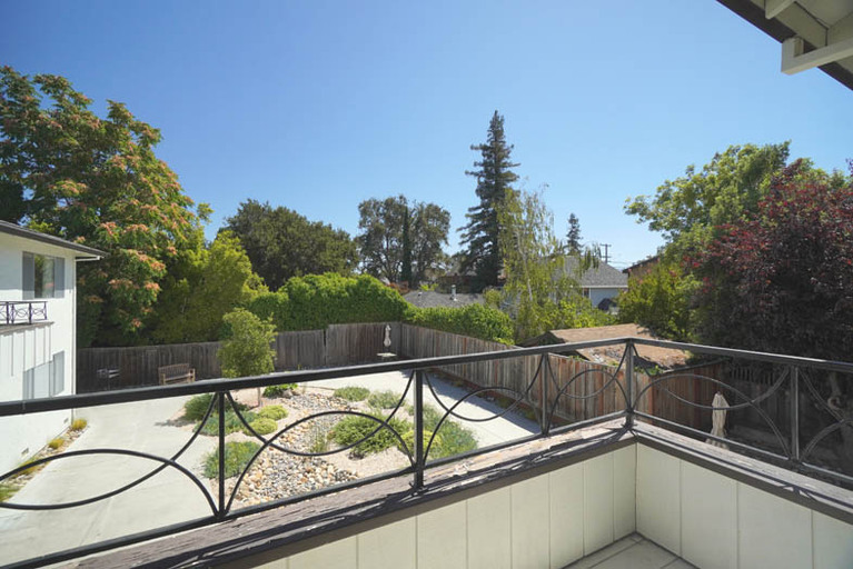 202 - 216 Ramona St. and 240 - 248 Hawthorne Ave.