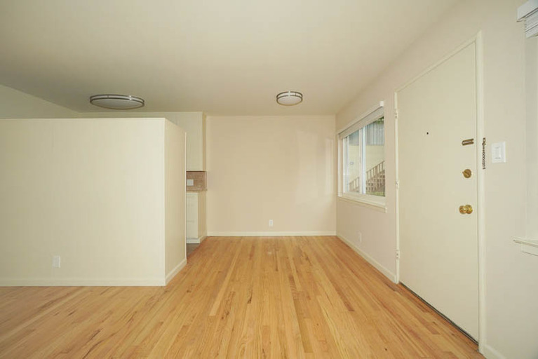 559 Matadero Avenue
