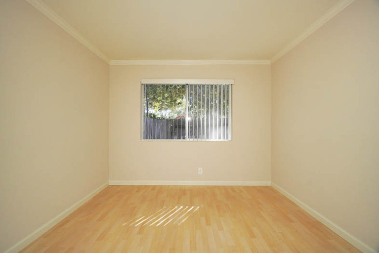 584 Lassen Street