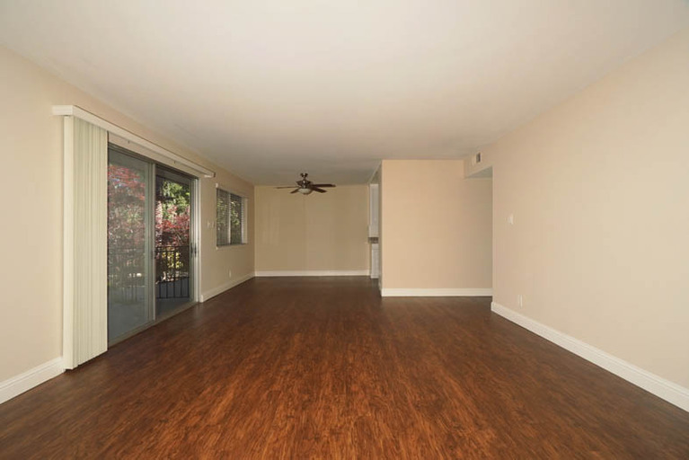 220 Palo Alto Avenue