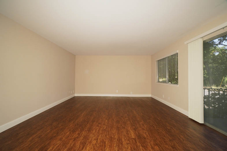 220 Palo Alto Avenue