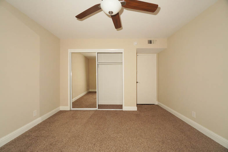 220 Palo Alto Avenue