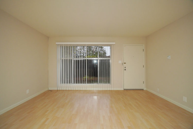 265 N Rengstorff Avenue