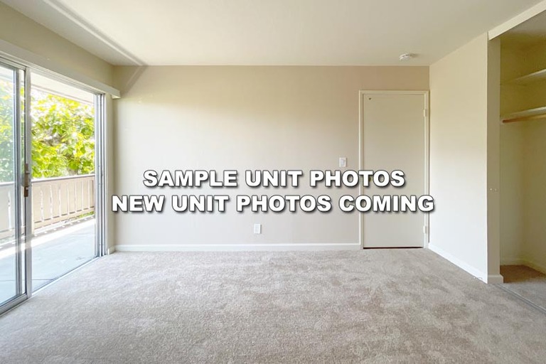 2700 Del Medio Court