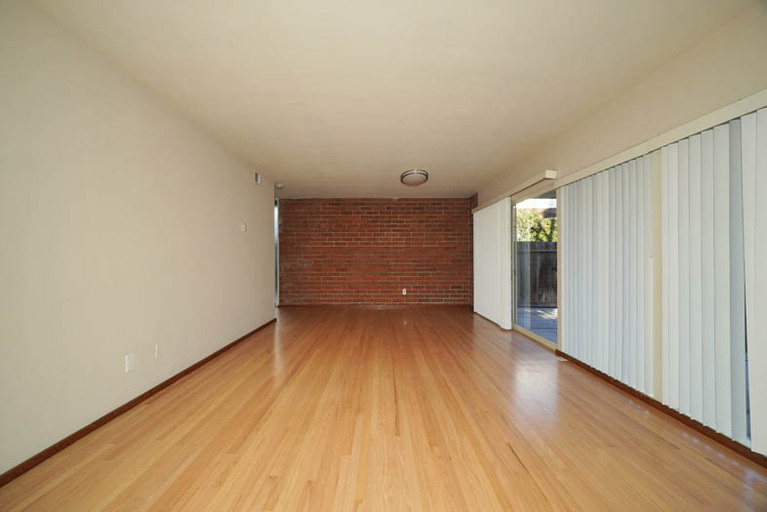 421 - 425B Forest Ave