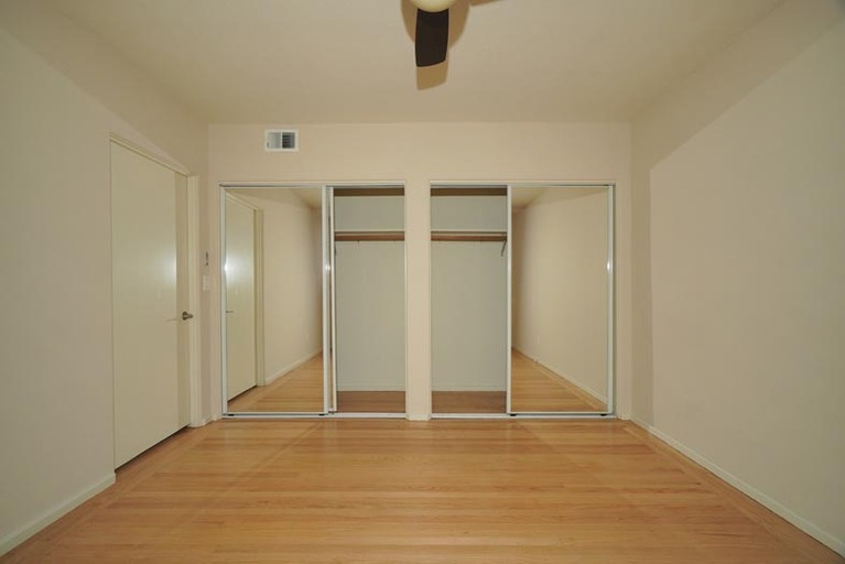 421 - 425B Forest Ave